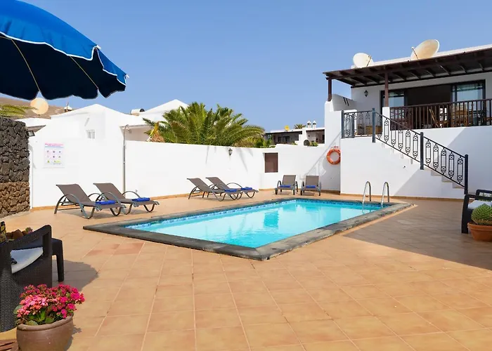 Vista Lobos Entre Volcanes Y Oceano Tatil Evi